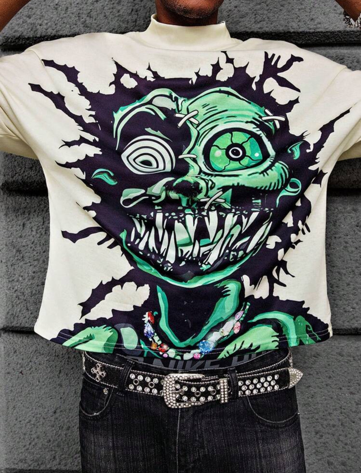Manfinity Streetrush Men’s Oversized Cropped T-Shirt