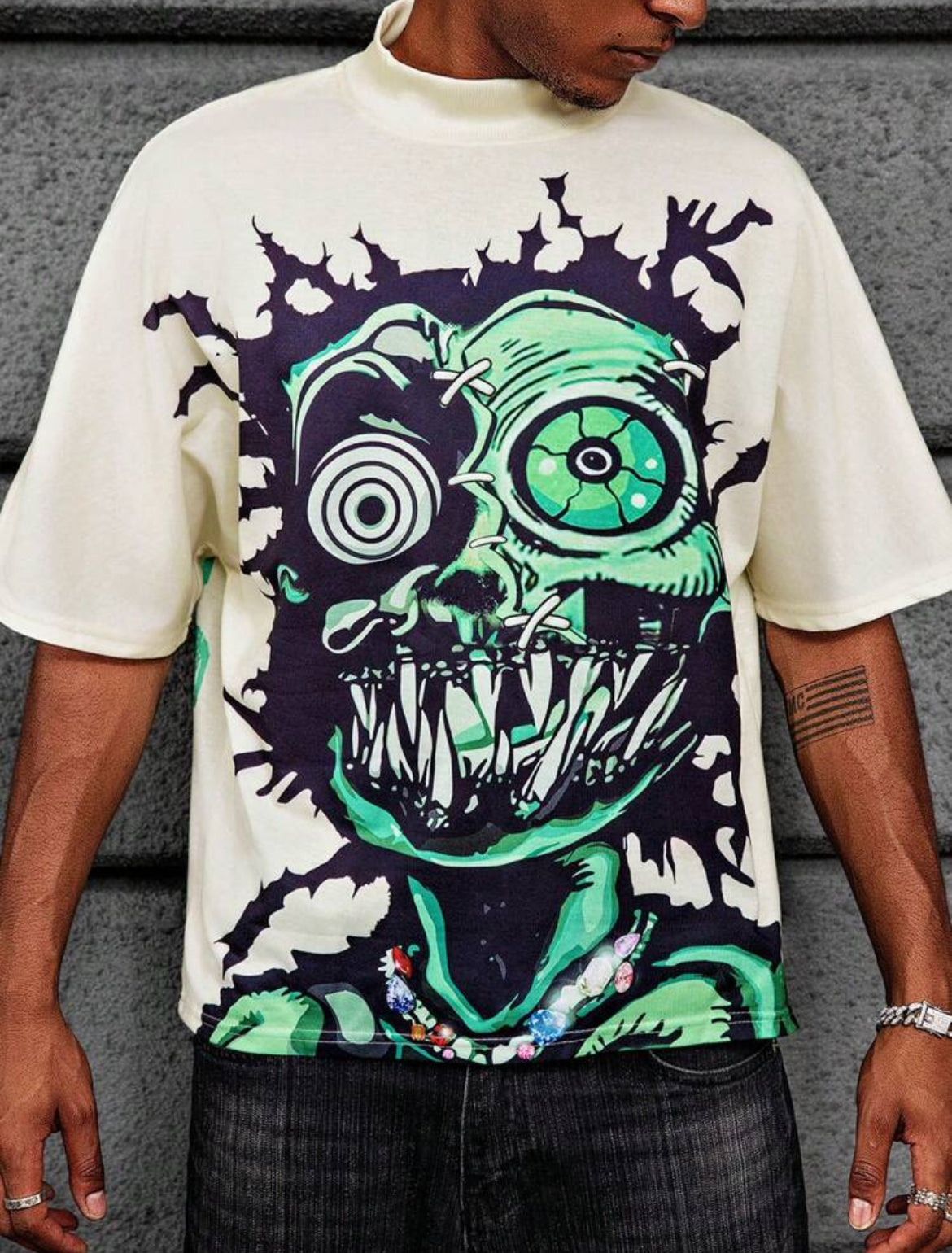 Manfinity Streetrush Men’s Oversized Cropped T-Shirt