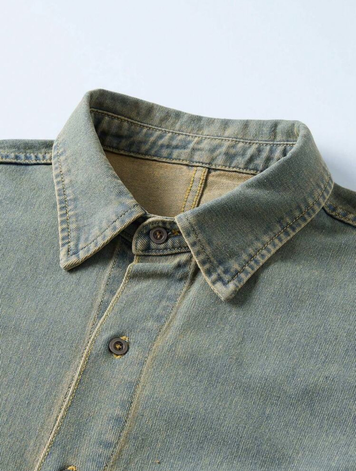 ROMWE Men’s Raw Trim Star Denim Oversized Shirt