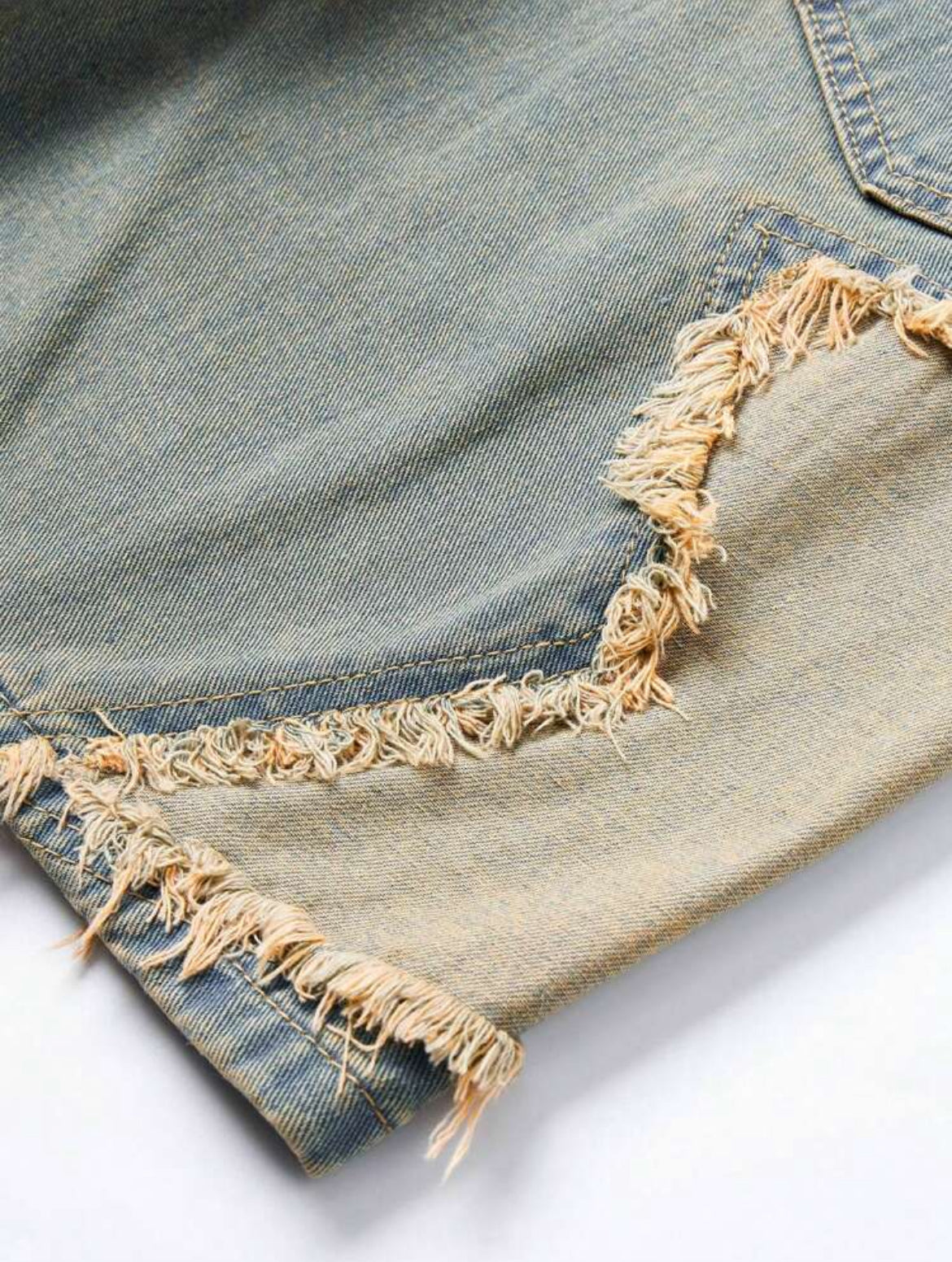 ROMWE Men’s Raw Trim Star Denim Shorts