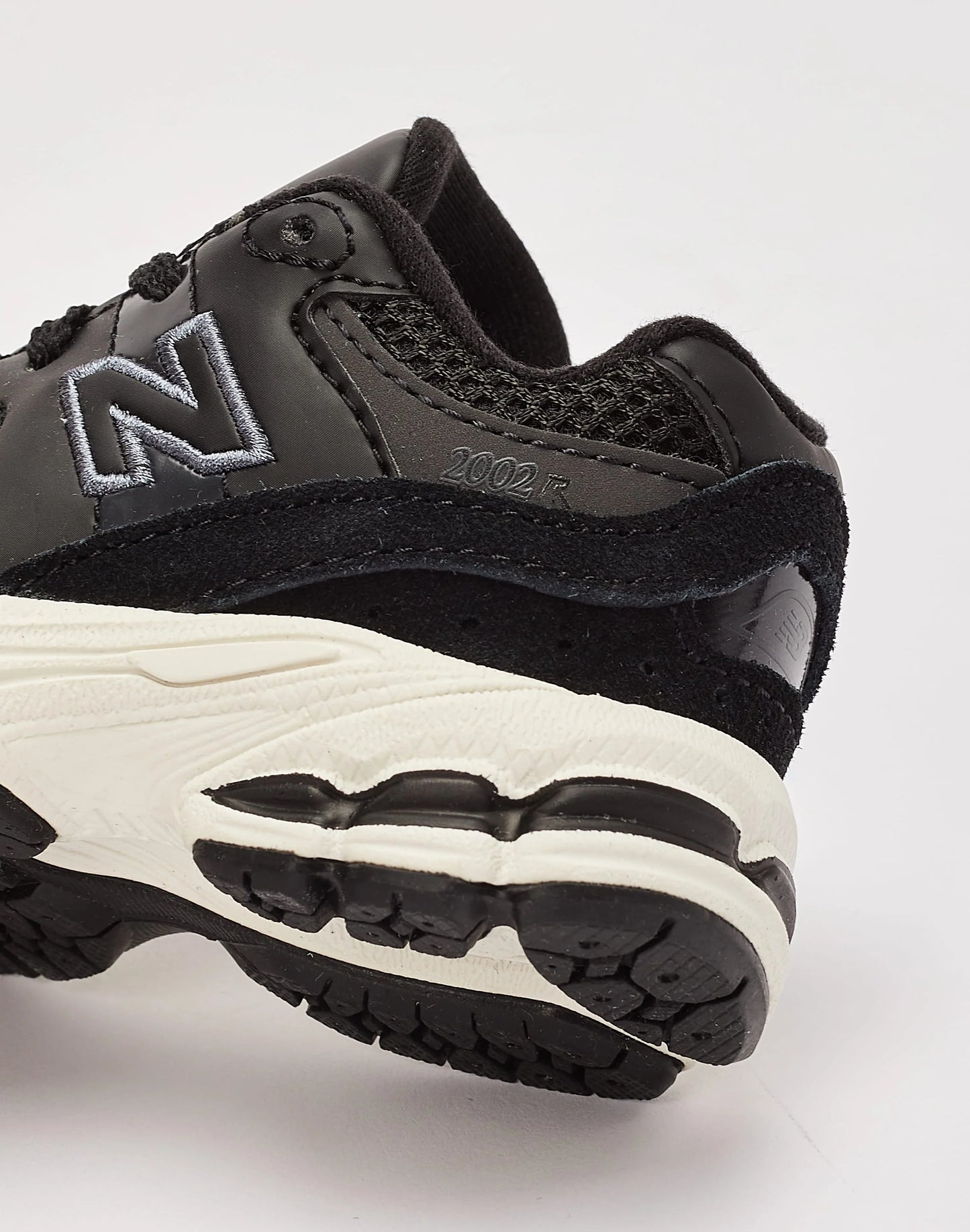 KIDS NEW BALANCE 2002R [TODDLER]