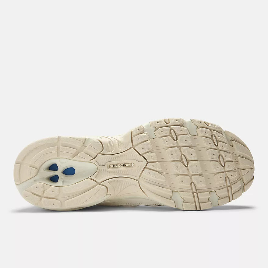 Men's New Balance 740 (Bisque/Angora/Sea Salt)